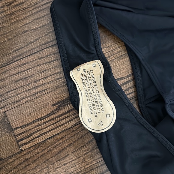 New MIAIULIA Swimsuit Retro 80s/90s High Cut Low Back Padding One Piece Size Med - Picture 5 of 8